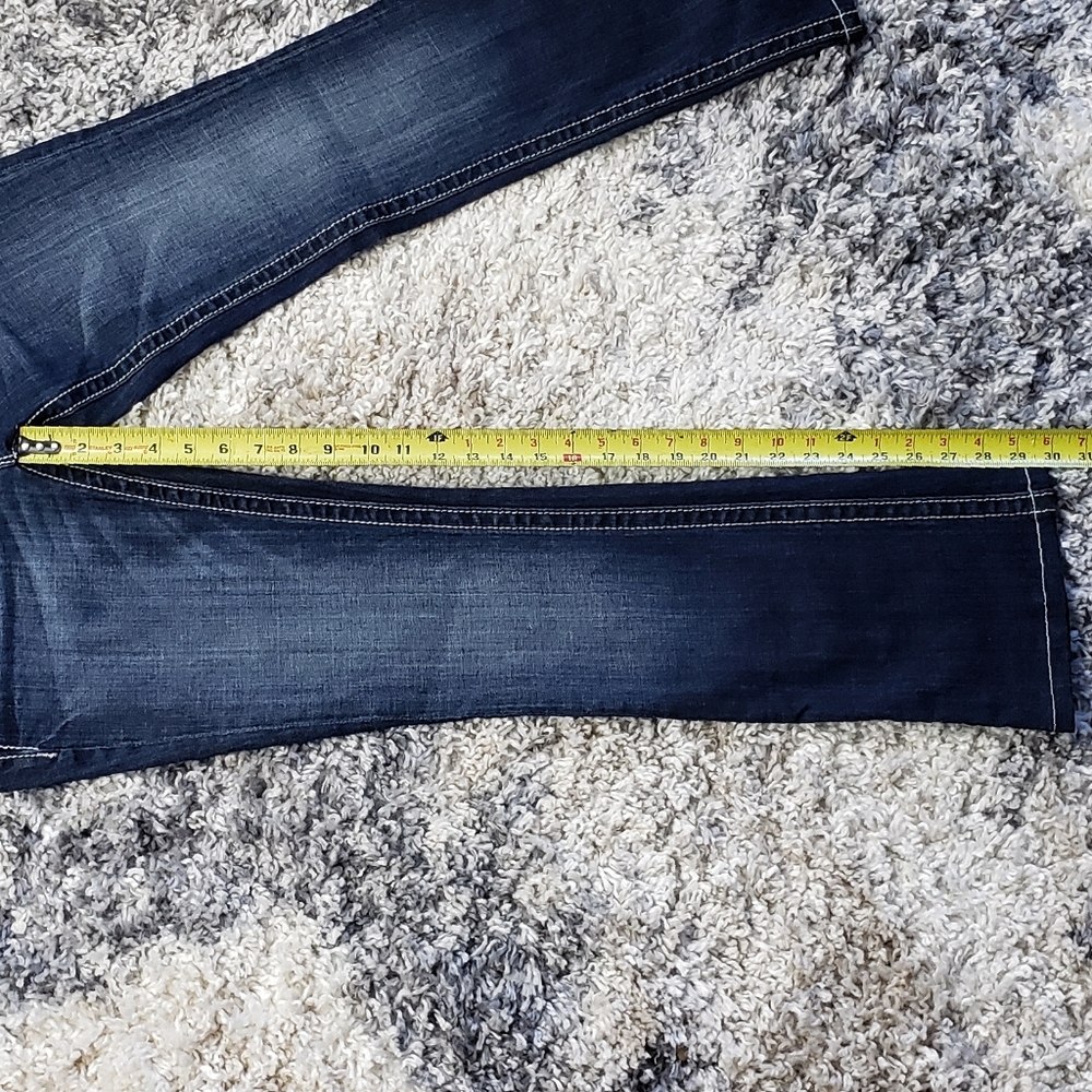 Miss Me Boot Cut Jean's. Size 27. NWT - Picture 7 of 9